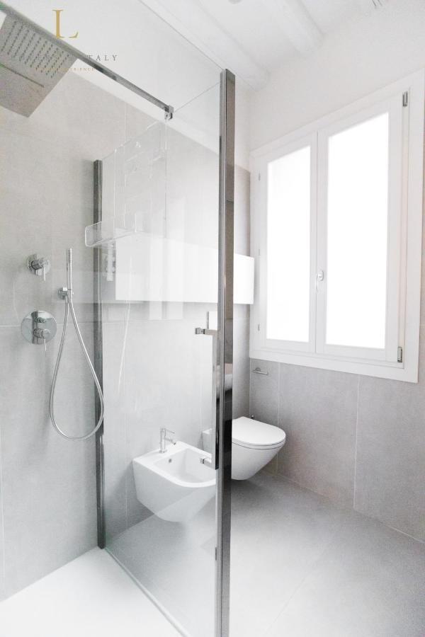Loversinitaly Romantic Apartments - Altana And Jacuzzi Βενετία Εξωτερικό φωτογραφία