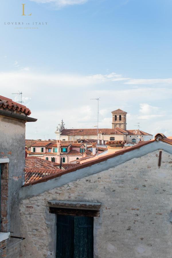 Loversinitaly Romantic Apartments - Altana And Jacuzzi Βενετία Εξωτερικό φωτογραφία